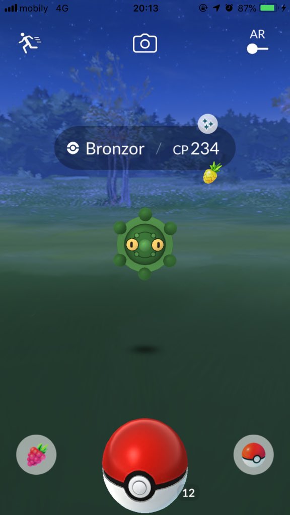 bhebe_ganda's tweet image. Having fun with #ThemeGym with my fellow #Instinct as the previous gyms mon are looking awful!🤣 Encountered #ShinyBronzor again from a task!✨💚 #Pokemon #PokemonGO