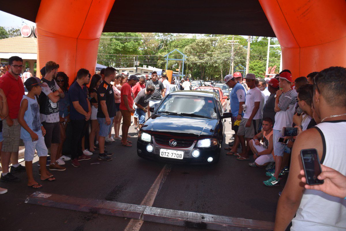 barretaooficial's tweet photo. Será que passa? Desafio da lombada é uma das atrações da 6ª edição do Insane Sound! 
🗓 De 18 a 20 de outubro⠀⠀
📍 Parque do Peão de Barretos
#InsaneSound #Tuning #rebaixados #Barretos https://t.co/xURNnixBu2