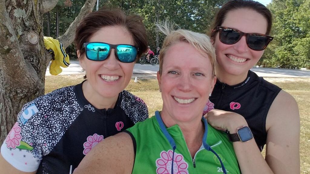 Personifycorp's tweet image. We're so proud of Sarah, Marti and Ann from our Professional Services Team for supporting the fight against cancer - way to ride! If you'd like to support next year's tour, check out the official Le Tour De Femme website to get involved! #PSTakeOver

bit.ly/33wtivq