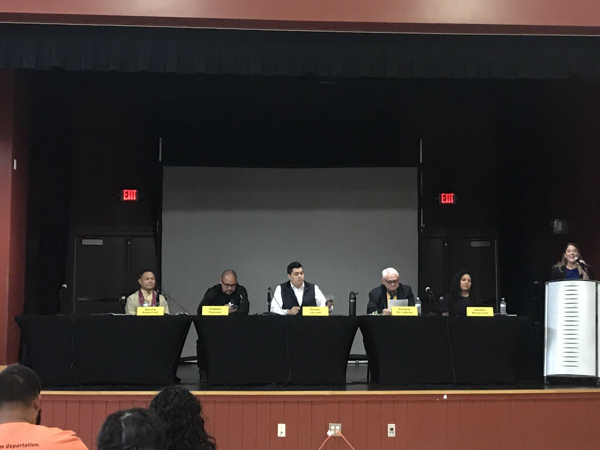 UWDTexas's tweet photo. This weekend, our Houston youth showed up to the City Council Dist J Candidate Forum to let our public officials know: we will be holding you accountable on ALL levels of government! Immigrant youth are #HereToStay https://t.co/9D3VbXe1M2