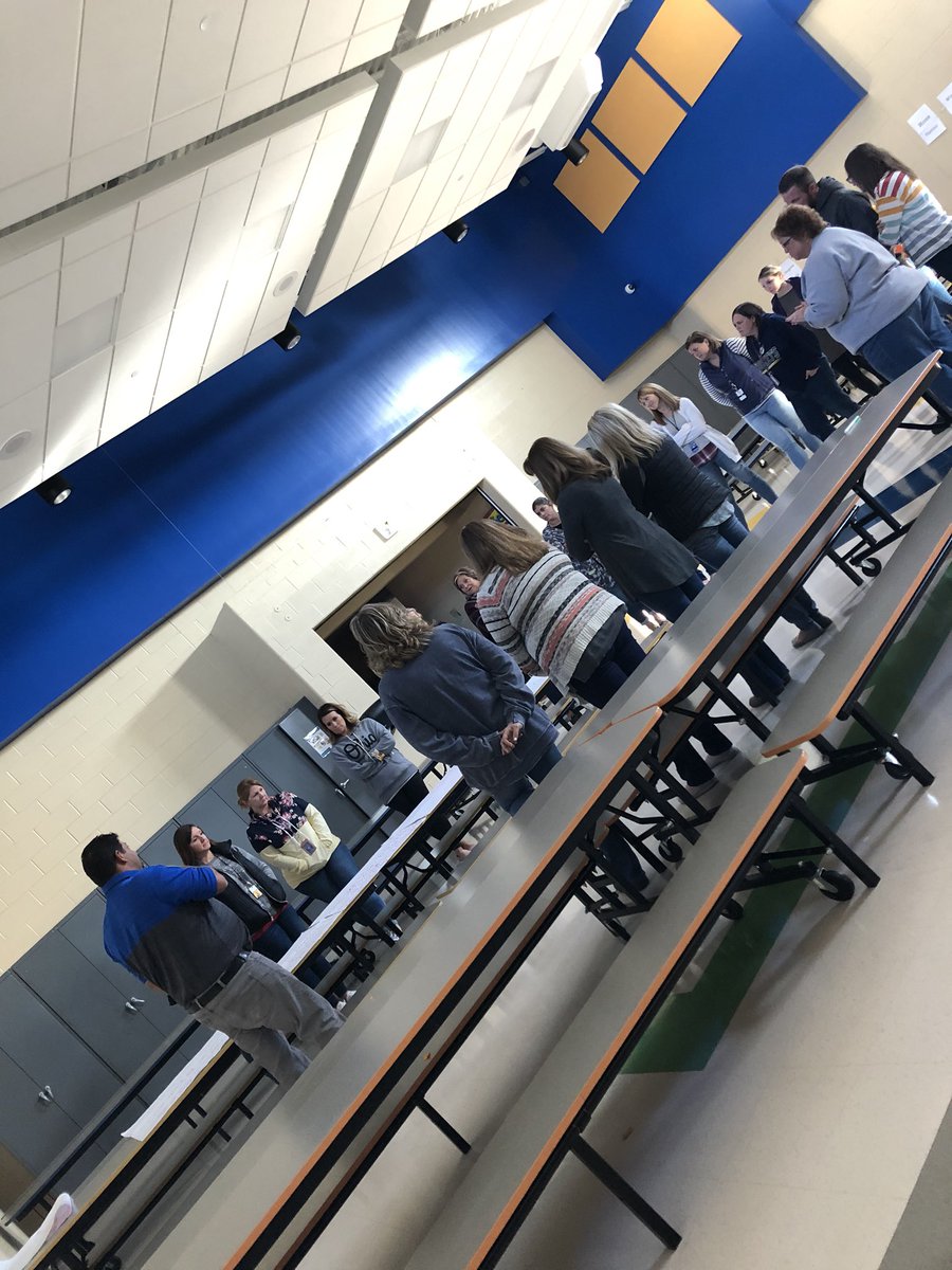 mrsnagaj's tweet photo. @StreetsboroES teachers participating in rich math discussion and practicing effective strategies for building structure during our #rocketpd with @mlipnos @mileSCSrockets 🚀 🚀 https://t.co/XAXJOZWV56