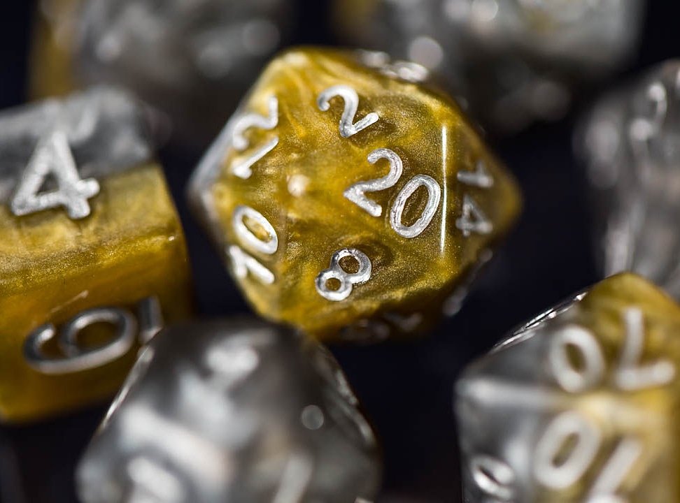 GateKeeperGamin's tweet photo. New arrival are these eye-catching Treasury Dice! Gotta love that shimmering gold and silver combo in these #halfsiesdice
https://t.co/KI37I2uCsb
#treasurydice #silverandgold #gatekeepergames https://t.co/CI4SRh2FUU