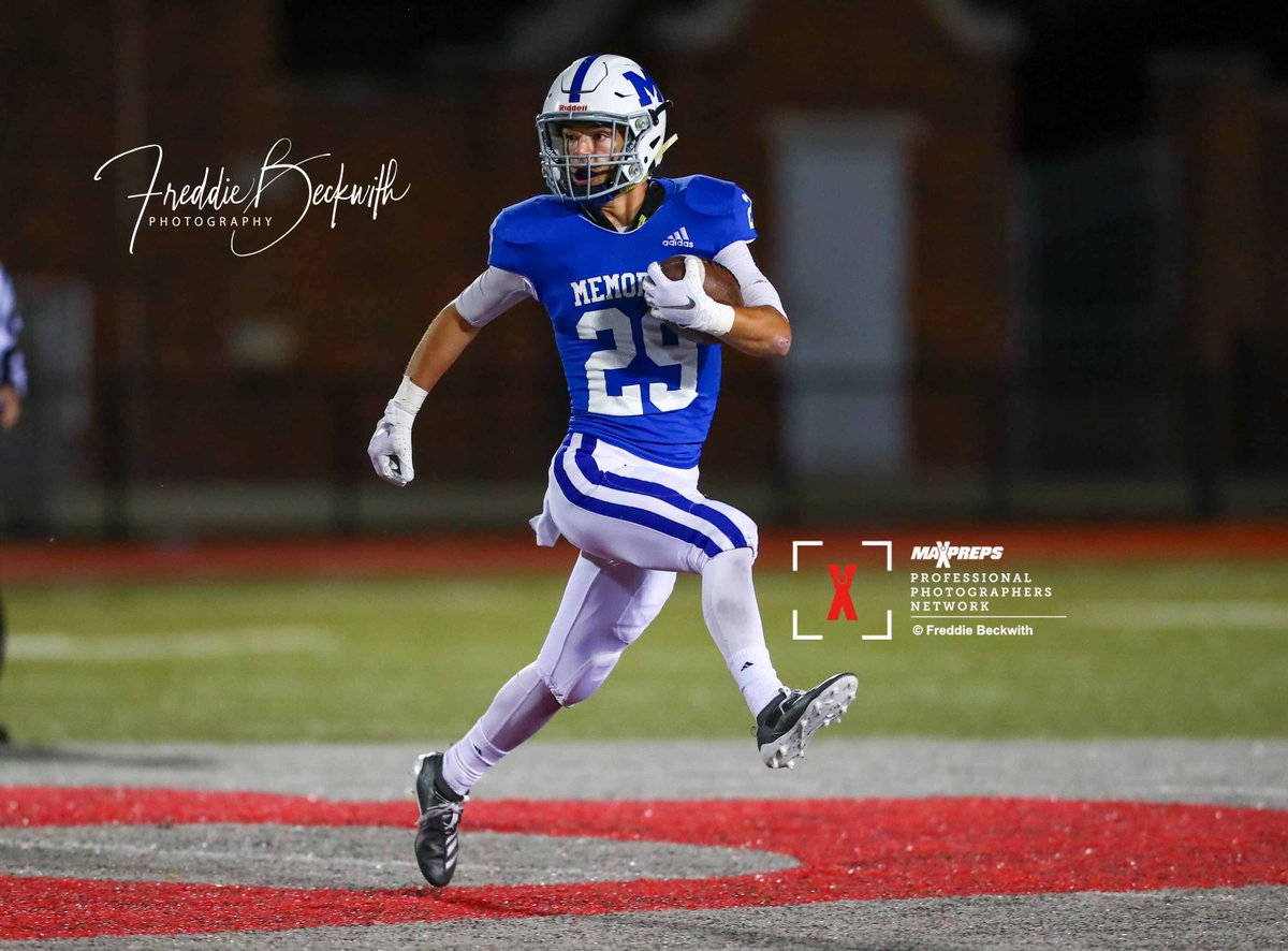captainfreddie's tweet photo. Had fun Friday night covering my old high school... The Tigers beat the Warriors, 42-6. Check em all out at https://t.co/Bv0fMhSctR
Please RT! Thanks! @rmhsfootball @MemAthletics @Grant_Gilles9 @HHS_Warriors @Harrison8122 @EVSCHarrison https://t.co/TG14niNBbP
