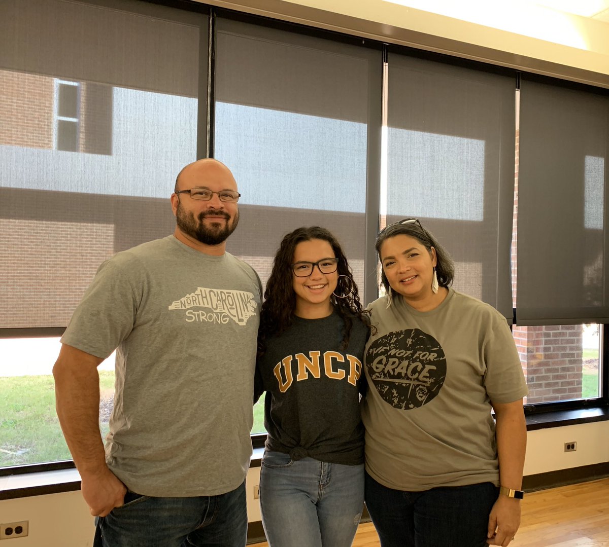 UNCP_Chancellor's tweet image. Enjoyed meeting some future #Braves like Jayden at Open House. Her parents are proud alumni and she’s excited to carry on her family’s #UNCP legacy!