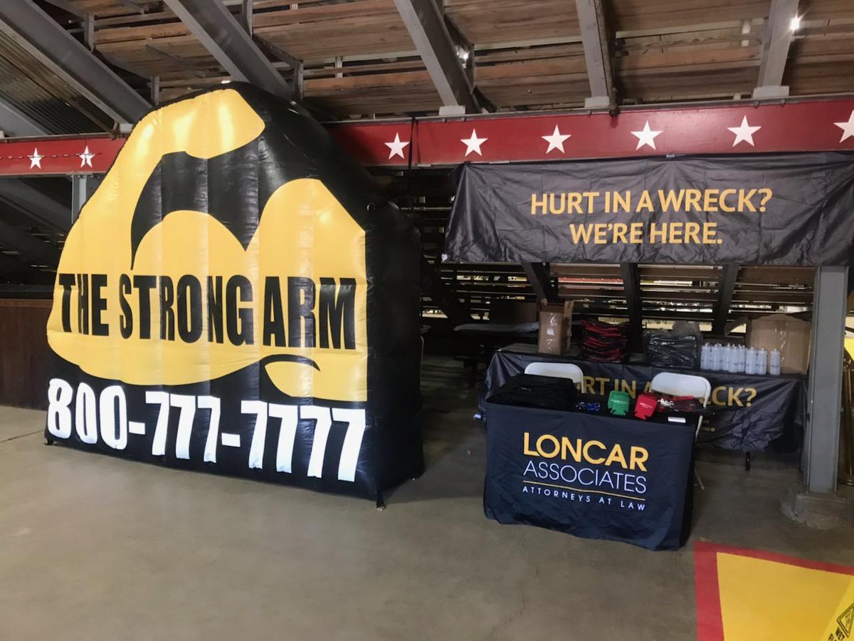 LoncarLawFirm's tweet photo. We had an awesome time at #BMFFest this weekend, giving out lots of bags, flashlights, and other free gifts. Thank you to everyone who stopped by!
#personalinjurylaw #TheStrongArm #personalinjuryattorney https://t.co/qdvFZFm4GS