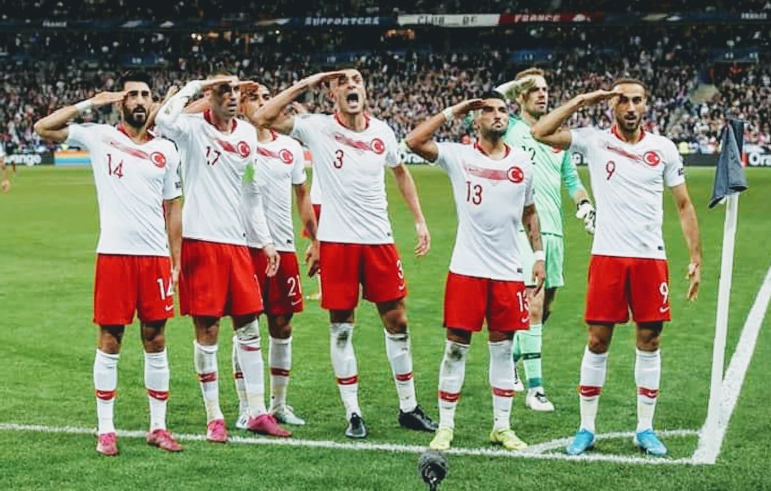 Genç Saadet Uşak (@gencsaadetusakk) on Twitter photo A Milli Futbol Takımımız, EURO 2020 Elemeleri H Grubu'nda Fransa'ya konuk olduğu kritik maçtan 1-1'lik beraberlikle ayrılarak gruptan çıkma yolunda önemli bir adım attı.👏👏🇹🇷🇹🇷
Tebrikler <a href="/millitakimlar/">Türkiye #BizimÇocuklar 🇹🇷</a> A Milli Futbol Takımımız, EURO 2020 Elemeleri H Grubu'nda Fransa'ya konuk olduğu kritik maçtan 1-1'lik beraberlikle ayrılarak gruptan çıkma yolunda önemli bir adım attı.👏👏🇹🇷🇹🇷
Tebrikler <a href="/millitakimlar/">Türkiye #BizimÇocuklar 🇹🇷</a>
