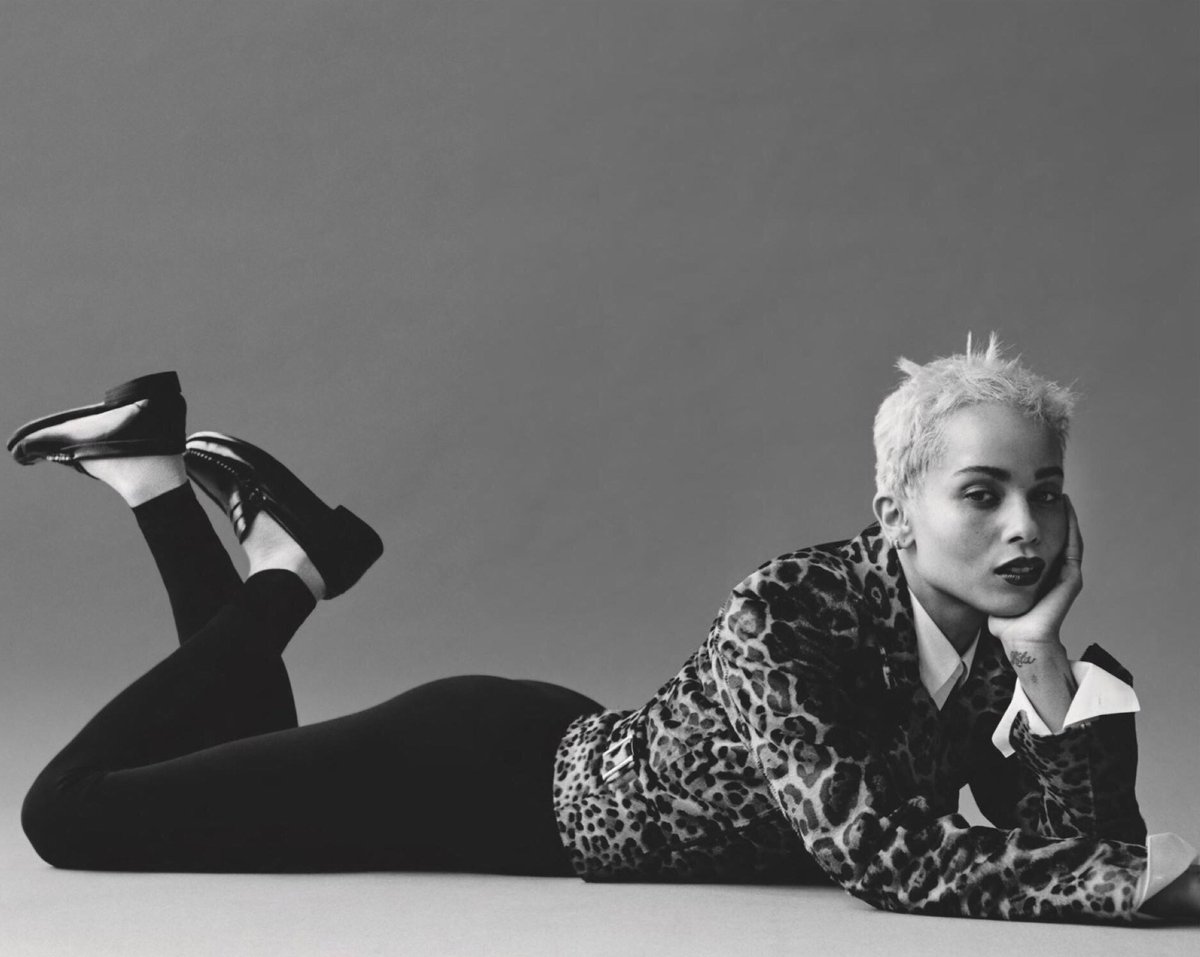 cutterpool's tweet image. Женщина-кошка, дамы и господа!