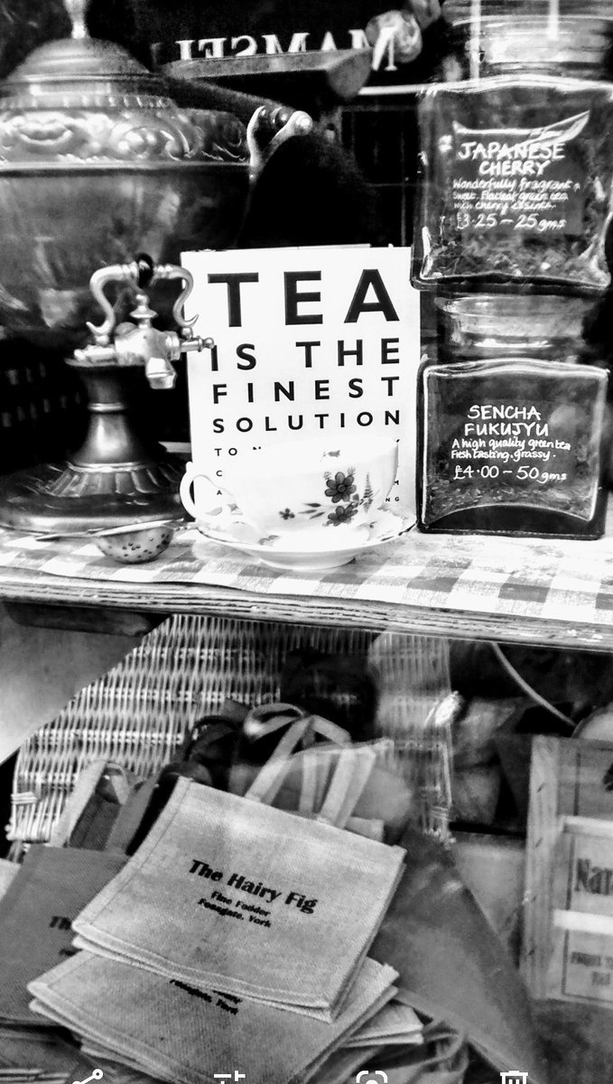 JackieGMs66's tweet photo. So true,  tea is the finest solution, wine to but that often raises more questions! Tonight there's only tea  #tea #LookingForASolution https://t.co/x0BGdvVu6y