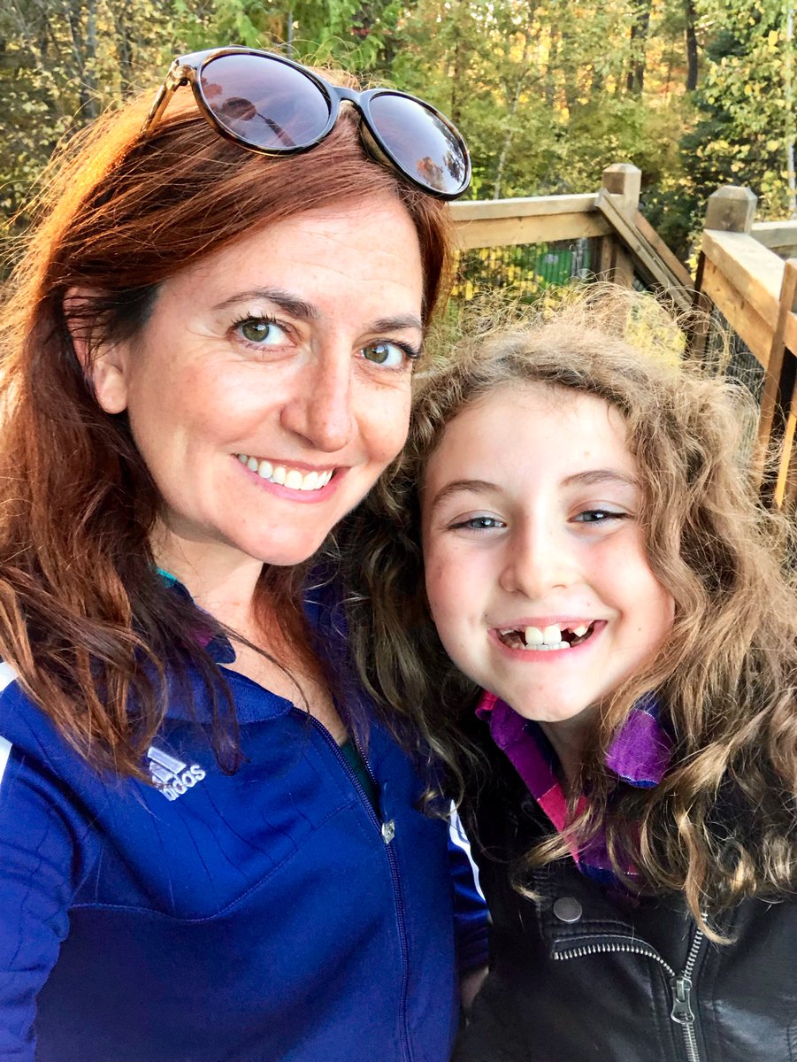 Emjay1028's tweet photo. Doing the ol’ country day with mini golf, ice cream and peepin’ leaves at #KimballFarm #FallFoliage #NewEngland https://t.co/yjCPksb6ax