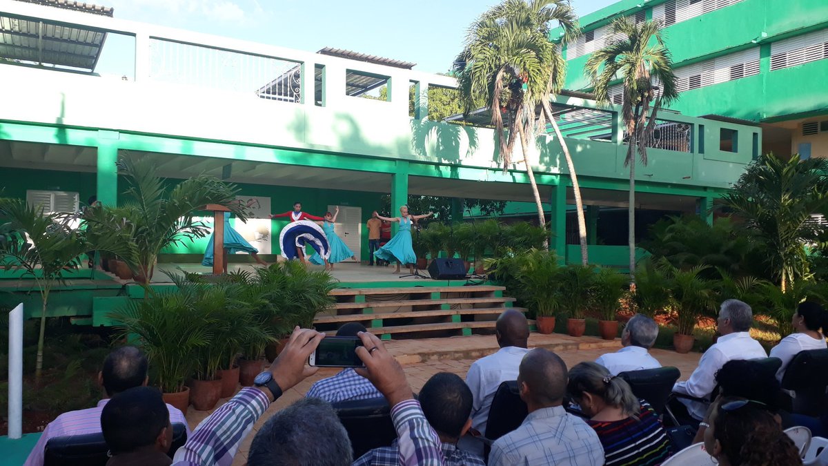 DaudyMilian's tweet photo. BMC Chimborazo Inauguran una nueva sede universitaria en la joven provincia de Artemisa. Así se forja el futuro, desde la educación, la ciencia, la innovación y la cultura. #SomosCuba #SomosContinuidad @CubacooperaEcCh @embacuba_ecuad @CubacooperaEc https://t.co/8Xyf5wcx5Z