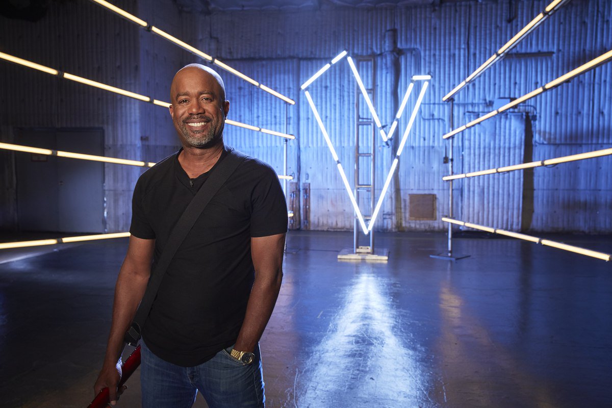 dariusrucker's tweet photo. Can’t wait to share the amazing artists of #TeamBlake with y'all tonight! 8/7c on @nbcthevoice. #VoiceBattles https://t.co/rGqSOc8DYP