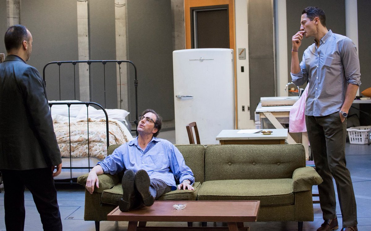 PiliTF's tweet photo. #SashaRoiz and #SilasWeirMitchell with director Chris Coleman in the Vigeland Rehearsal Hall at #PortlandCenterStage
Credit KateSzrom/PCS
April 2015 https://t.co/1P3qvGaPFq