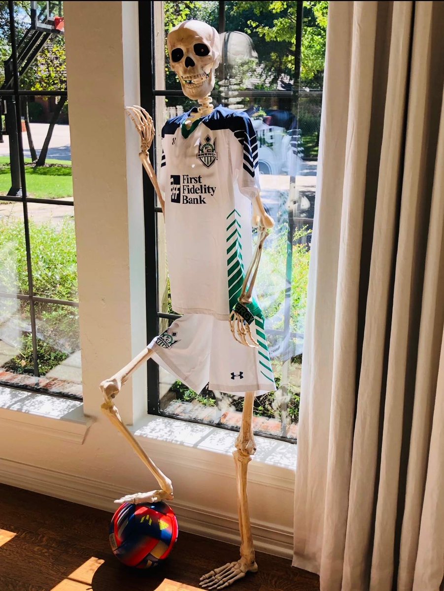 Oklahoma_FC's tweet photo. Give this photo a like if you’re a fan of October and all things Halloween!!
We want to see how creative you can be with your OEFC Jersey. We just ‘died’ when we saw this photo!! #oefc #firstfidelitybank #youthsoccer https://t.co/sXD1pcCEaZ