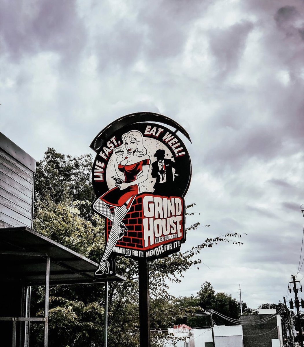 GrindhouseATL's tweet photo. Photog @madebymawb is turning gloomy October days into sexy skylines. The forecast says TONIGHT may be the only evening without rain. Take advantage of it and head to @dstrivia. #GrindhouseDecatur, #GrindhousePiedmont, and #GrindhouseMemorial all start at 8:30. 🍔☔️🎃🍂 #DStrivia https://t.co/yiQ6REgIhh