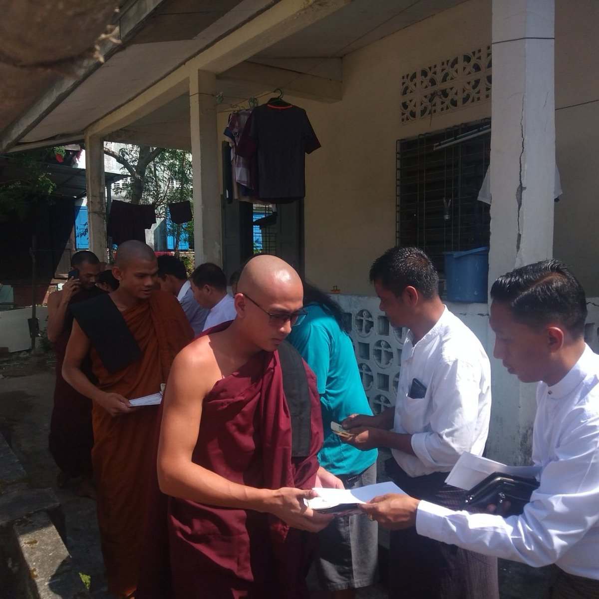 သိမ်ဆင်းလောင်း