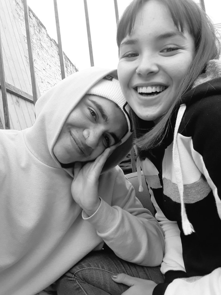 pedrortiz__'s tweet photo. Es increíble la manera q tenés d hacerme feliz, sos el motivo q tengo siempre para estar contento aunque no haya nada más a favor, únicamente vos. Pasarla tan mal últimamente y q estes todo el tiempo al lado mio para regalarme algo de paz me salva. No te imaginas cuanto te amo❤ https://t.co/hGwofvcYfi