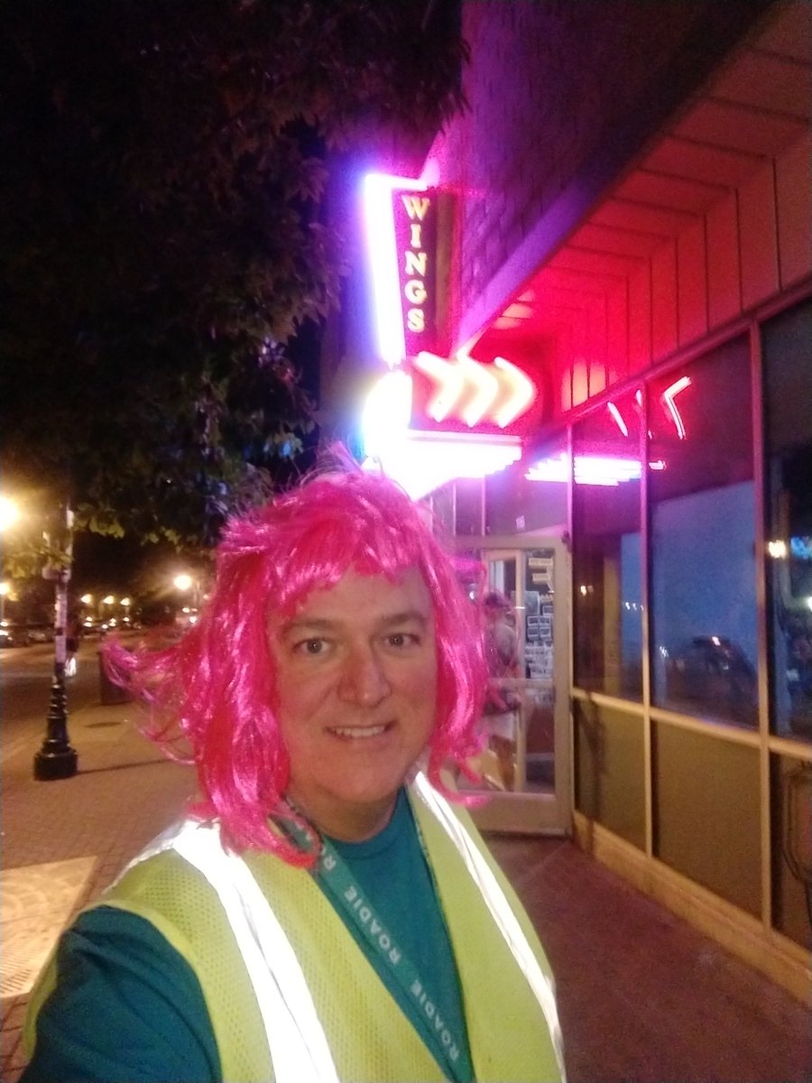 TeamDotDash's tweet photo. #realmenwearpink #austinoriginal @Pluckers #ayce #atx #pluckcancer @a2isuccess @texan4bush @Uber_Larry @in_strategies https://t.co/mfo4PoS2sZ