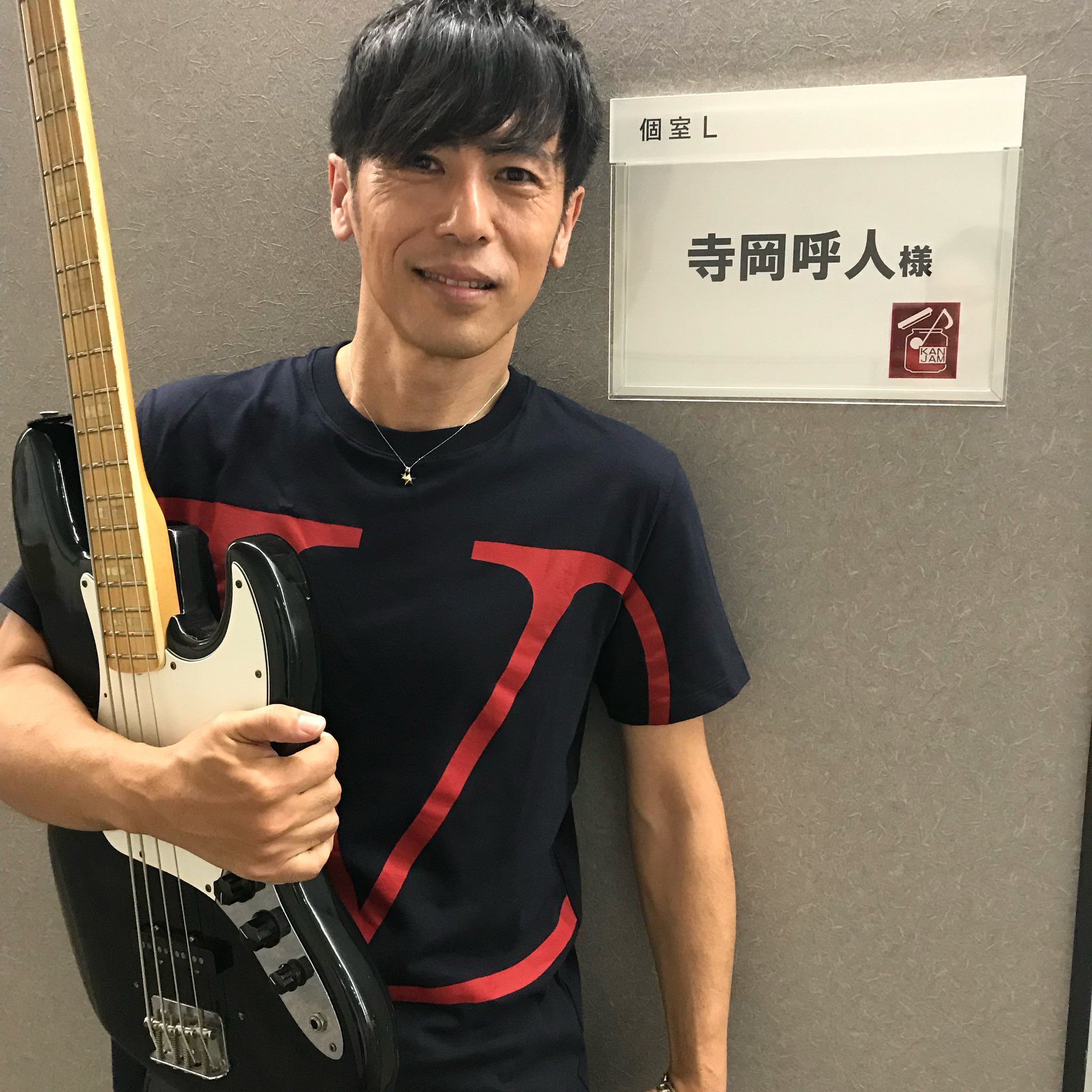 寺岡呼人 関ジャム出演決定しました 19年10月日 日 よる11 10 音楽史を変えたデビュー曲 特集 ジャム セッションでは 宇多田ヒカルのデビュー曲 Automatic を ベース寺岡 キーボードkan Sano ボーカル丸山 ドラム大倉でジャム