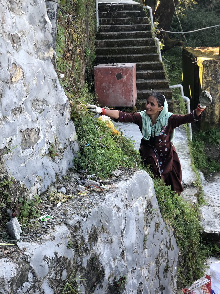 DivsiGupta's tweet photo. Mountains are always calling. The ones in Mussoriee are calling specifically to see how the town is now seeing waste differently. How waste is no more frowned upon but is segregated at source &amp; sold! Proud to see #Hilldaari 
#PlasticWasteManagement #WasteSegregation @NestleIndia https://t.co/8v9qg1iuT7