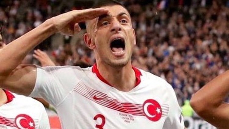 82 Paris mi yapsak ? <a href="/Merihdemiral/">Merih Demiral</a> #AMilliTakım