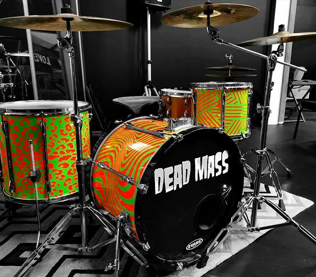 deadmass_'s tweet photo. π§‘π #deadmass #drumkit #drums #nzmusic #reskinned #pyschedelic #myeyes https://t.co/e43IAEYHUT https://t.co/NK0o5DphXb