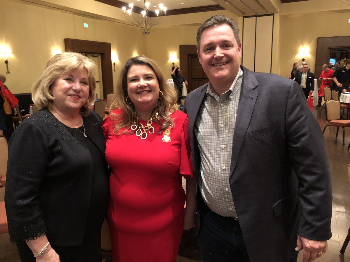 Thank you @SenJaneNelson for an incredible evening and supporting Texas Strong RW! We are so lucky to have you! So happy you got to meet Lt. Dan too! #PatriotPaws #TFRWLeads #PowerOfThePurse