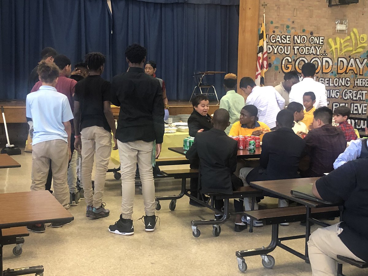 WWMSJags_PGCPS's tweet photo. @WWMSJaguars celebrated &amp; honored the men that make a difference in the lives of our scholars each &amp; everyday! Our young men were able to spend quality time w/ their male hero’s! They all came in looking their very best &amp; we are so proud of them!#JaguarPRIDE #menmakeadifference https://t.co/B8Z23ZEM2j