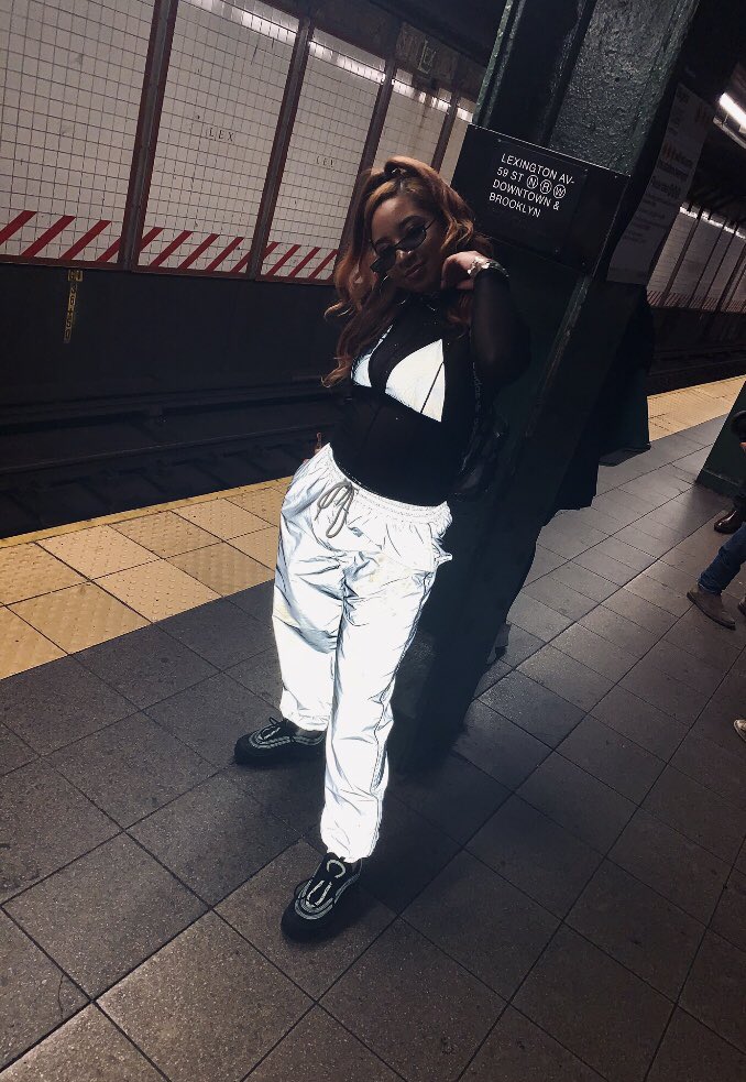 MabelTaveras's tweet image. All my friends had to do was turn on they flash when we got lost moshin #LightFlex #RollingLoudNYC