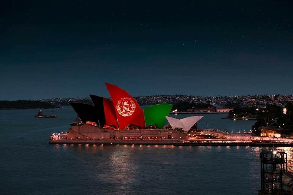 @AletaFMiller @AusEmbAfg To those who say Photoshopped or whatever,
It is actually showcased Afghan national flag last night in honor of Afghanistan’s Zohra orchestra which was there to perform music. 
#Australia