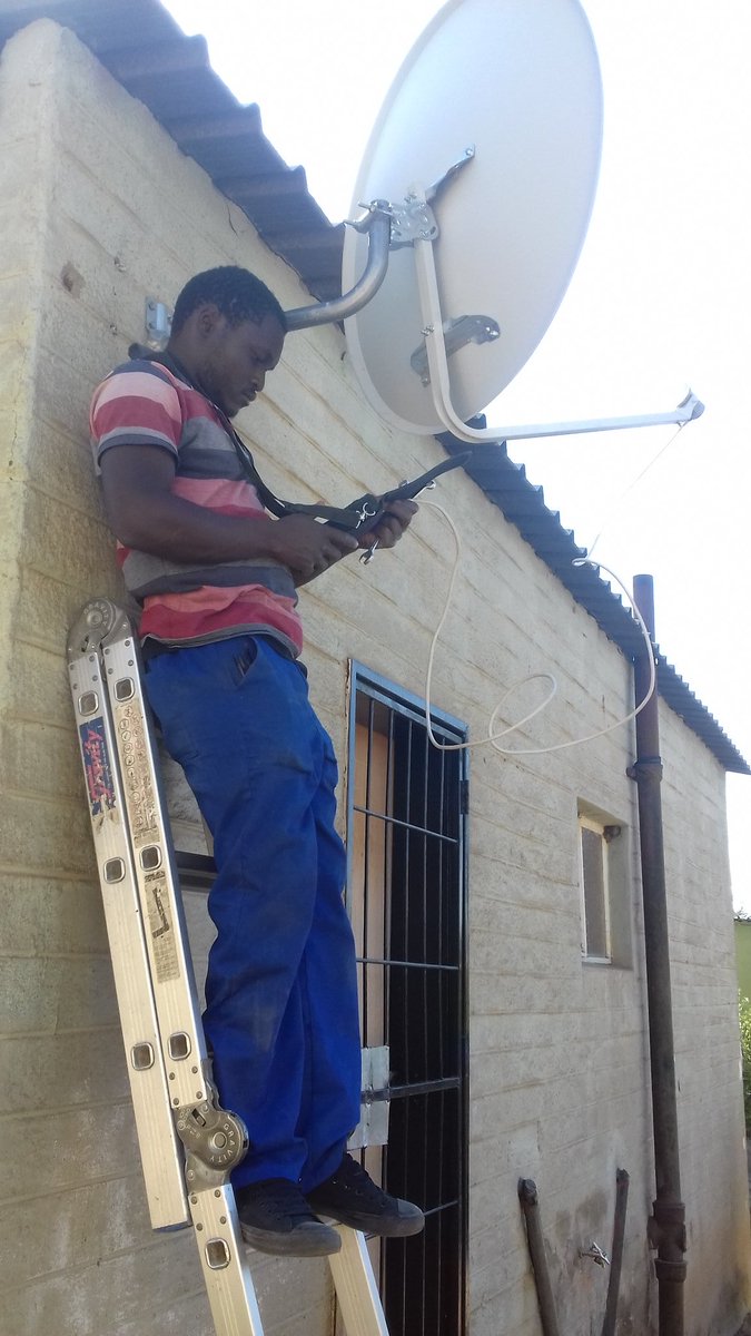 quick_cc's tweet image. #DSTV_SERVICES 

#DSTVINSTALLATIONS 
#DSTV SIGNALS 
#DSTV EXTRA VIEW 
#DSTV TRIPLE VIEW 
#DSTV RELOCATION 
#DSTV CHECK UP
#TV_WALL_MOUNTING 
CONTACT US 0814510201
 @ Dstv Installations windhoek Namibia @ Windhoek, Namibia @ Windhoek, Namibia @ Dstv Installations windhoek Namibia
