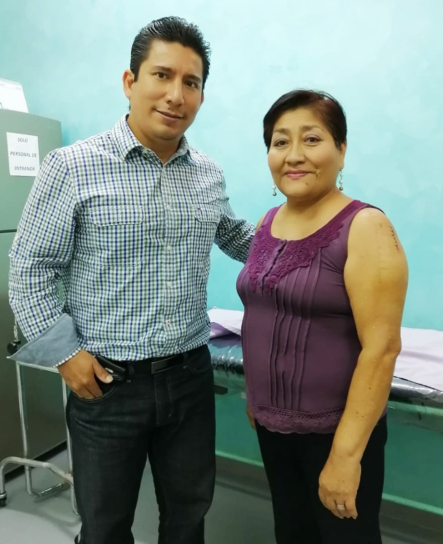 DrPretell's tweet photo. #CASO: Excelentes resultados luego de una #resección de #tumor de partes blandas en brazo izquierdo que realizamos hace unos días. #Cirugía #Ortopedia #Traumatología👇

📌Clínica Provida - Juan Cuglievan 160.
📱Cel. 969295738 https://t.co/PvEH7WPIil