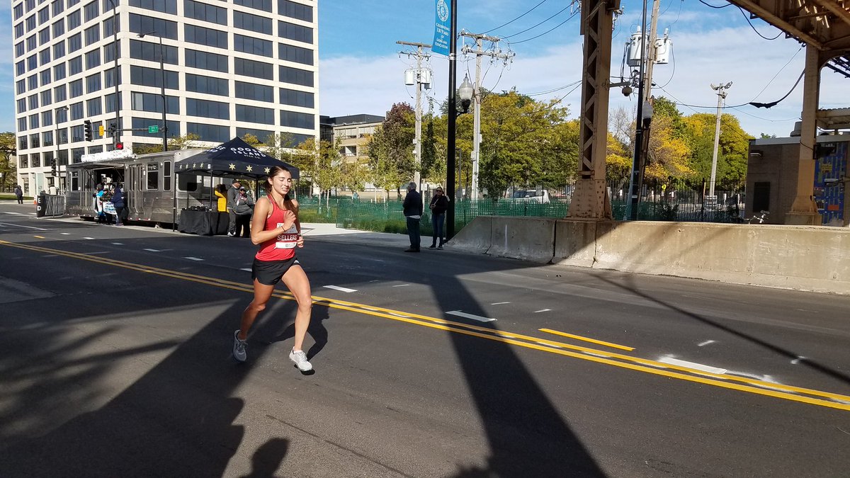 RalstonRunning's tweet photo. @SarahWhoSellers 23.3 miles in, everything gets real! Way to fight! https://t.co/nlWGynBrbh