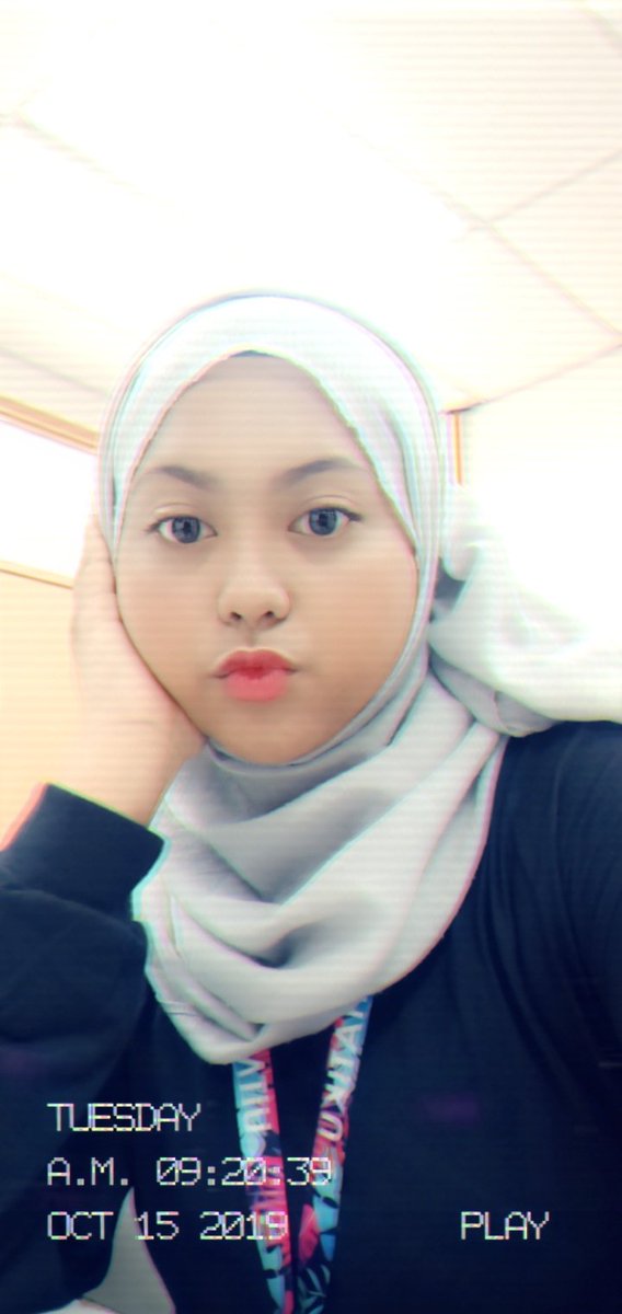 Fatinalisyaaa_'s tweet photo. Here is my picture "gedik gedik with snapchat " https://t.co/GdcBleIbdZ