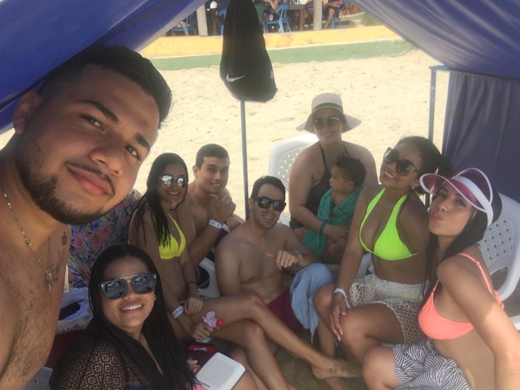 ctamarac_'s tweet image. #getawayweekend☀️🌴