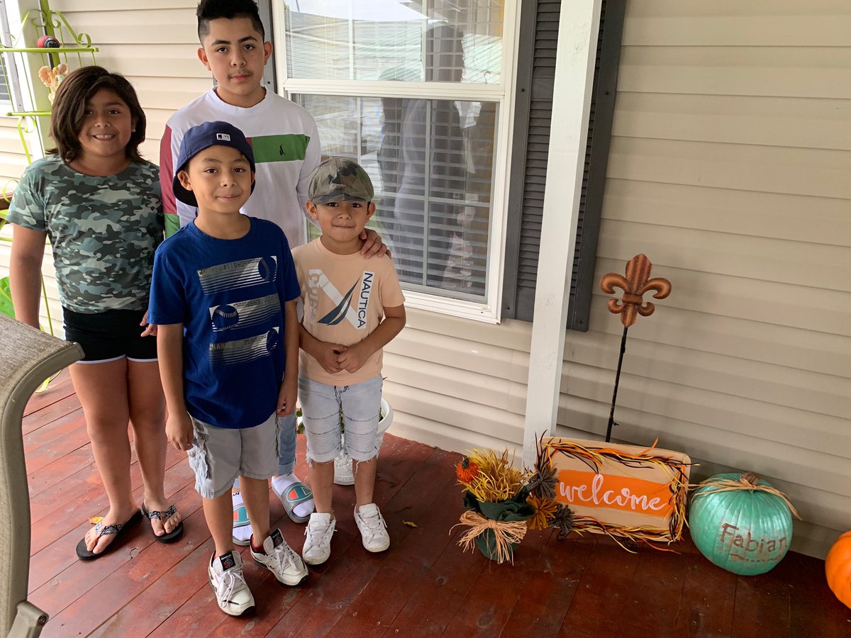 We had a service day on Friday! One of our service projects was “Pimp My Porch” a spin-off of the old show Pimp my Ride. We decorated porches of our families. It. Was. Amazing! Thanks <a href="/maddyringer11/">Maddy Ringer</a> &amp; @readteachkelley for the idea! #LeadLap #CelebrateMonday #LeadUpChat #aledchat