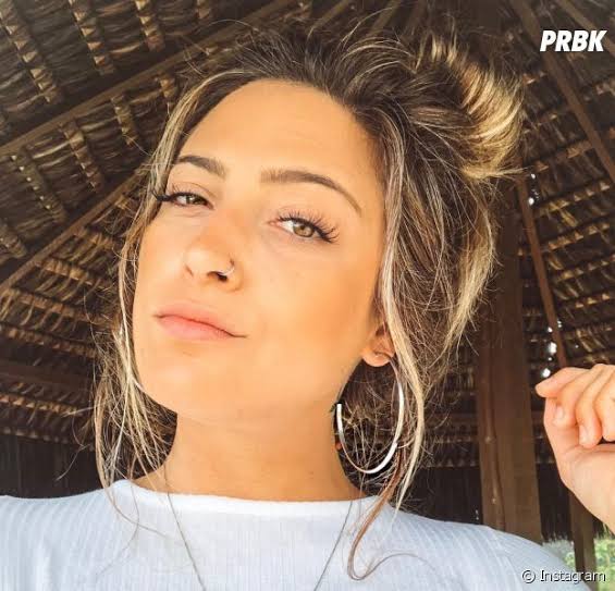 WillenRofe's tweet image. Pra quem vai seu voto pra ficar?

Tati - RT
Bifão - FAV

#RoçaAFazenda