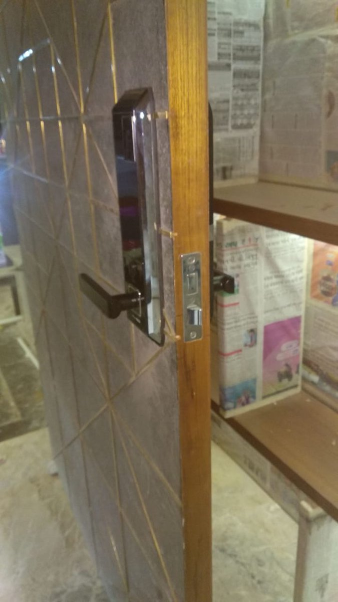 jal_electricals's tweet photo. #GoKeyLess
#EPIC8000L
#DigitalDoorLock #Card_Lock
#FingerprintLock
#ElectronicSecuritySystem
#Ahmedabad
#Gujarat
#India
Please send us your orders and inquiries
WhatsApp link : https://t.co/kwcTk2jAod
#Toll_Free_18001035841
Email : info@jalelectricals.com
https://t.co/RiHCpeQklo https://t.co/B81DxehlbN