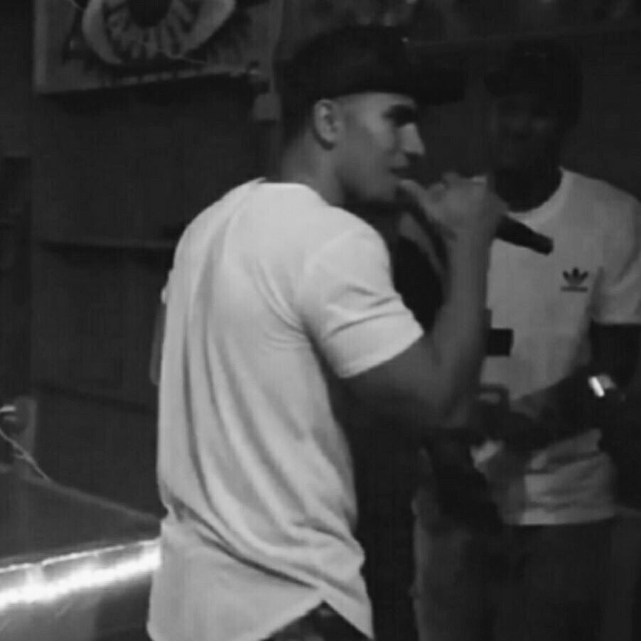 SkillRyme's tweet photo. “Expressing my thoughts on a daily basis” 🤷🏽‍♂️#hiphop #emotion #rapper https://t.co/UdueTNtbTs
