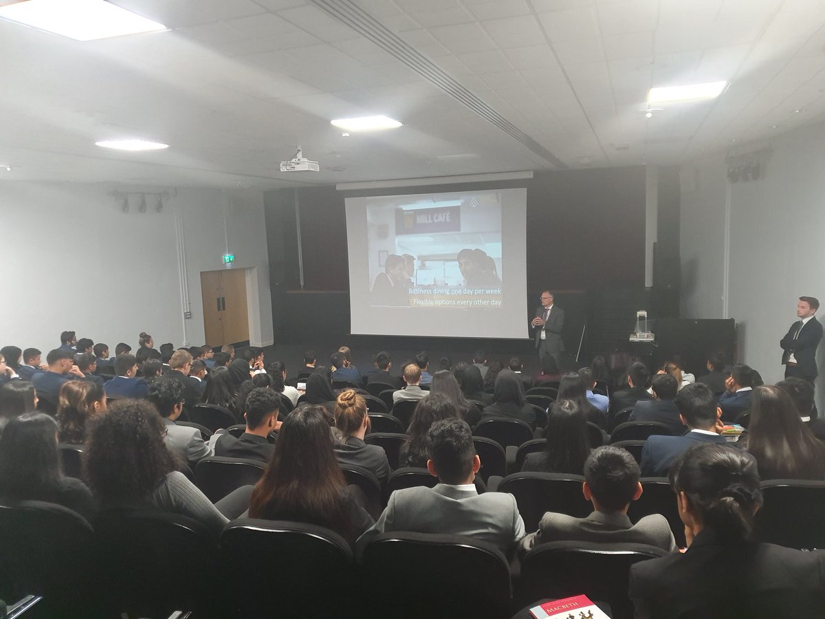 Year 11 experiencing a snippet of what's to come this morning if they apply for the Dixons Sixth Form Academy. #Hardwork #mastery #Purpose #DixonsSixth