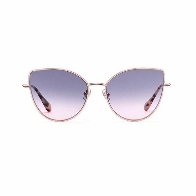 OptikLorek's tweet photo. 🦋 Butterfly 🦋 heißt dieses Modell und macht seinem Namen alle Ehre! #optiklorekgmbh #homeoffinesteyewear #regensburg #brille #glasses #eyewearshop #eyewearestore  #lovemyglasses #lieblingsbrille #eyewearfashion #bavaria #instaglasses #optiker #icanse… https://t.co/PVHK7burB4 https://t.co/ElZgeenKrd