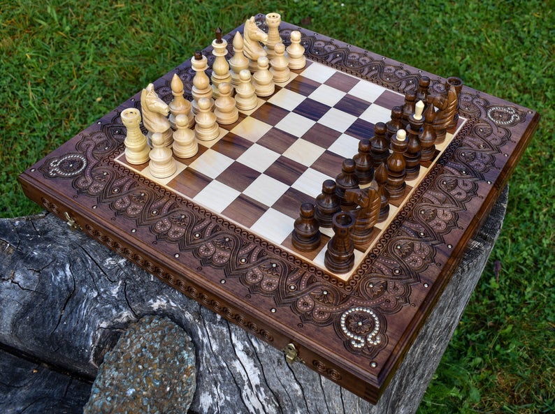 EnterprisesDios's tweet image. Hand Carved #Chess_Set, #Chess_Checkers and Backgammon, inlaid with metal, a beautiful gift, Carved wood chess, Chess, Chess game, Chess gift 
#Dios_kart
#Dios_Enterprises