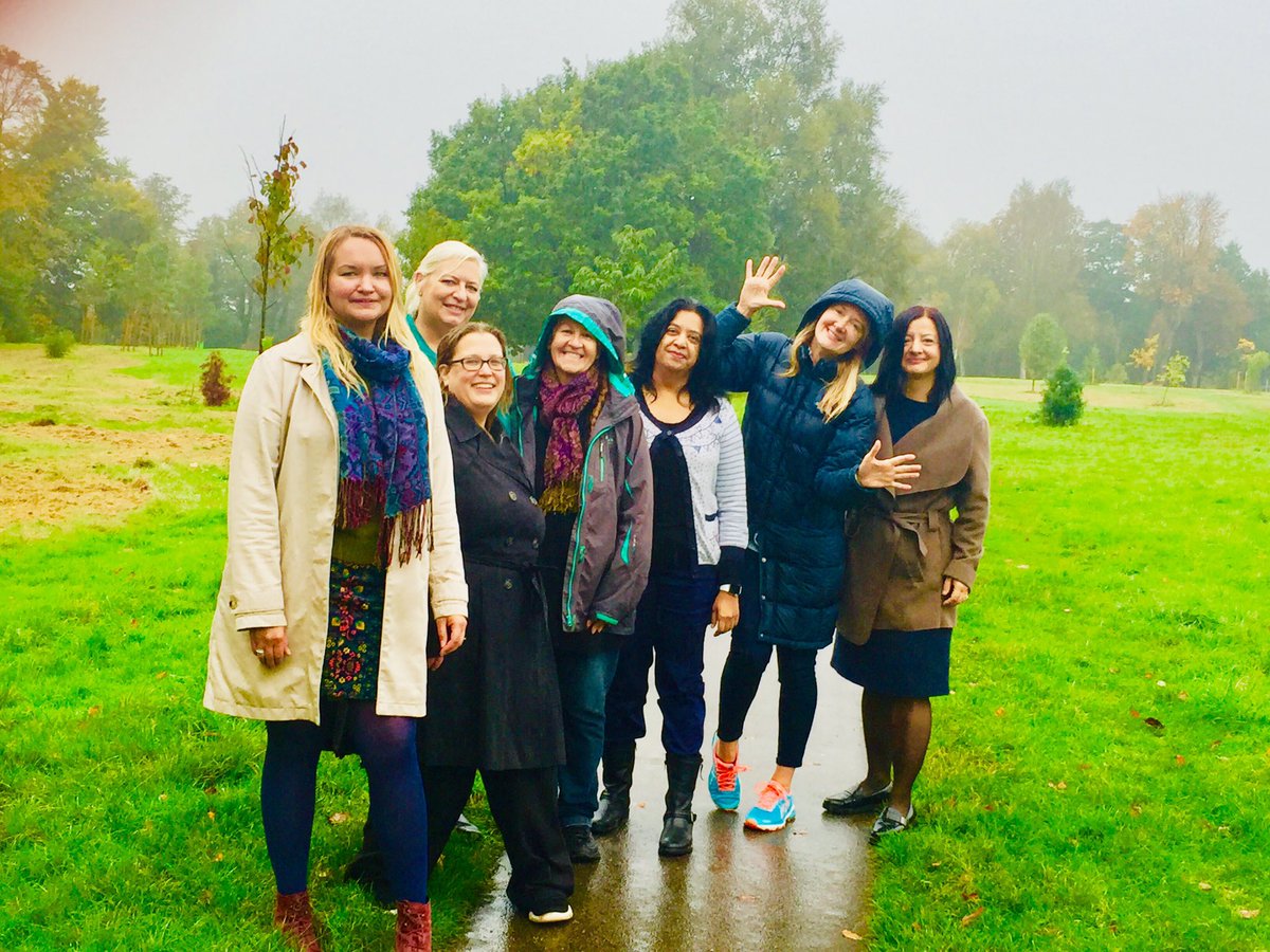 Our lovely weekly #teamwellbeing walk:we believe that it is great for building up team relationships, promotes trust&psychological safety at work and enhances physical health @MidSussexATS @withoutstigma @GlenneBarba @VickyCSPFT @samanthallen