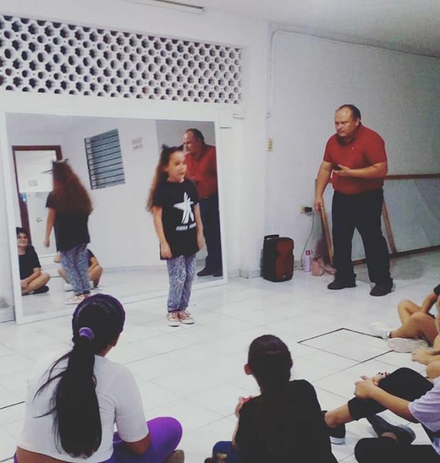 AcaEstrellas's tweet photo. #teatro #teatromusical #canto #actuación #AcademiaEstrellas https://t.co/iqsXTpufwt https://t.co/EMzjdxd820
