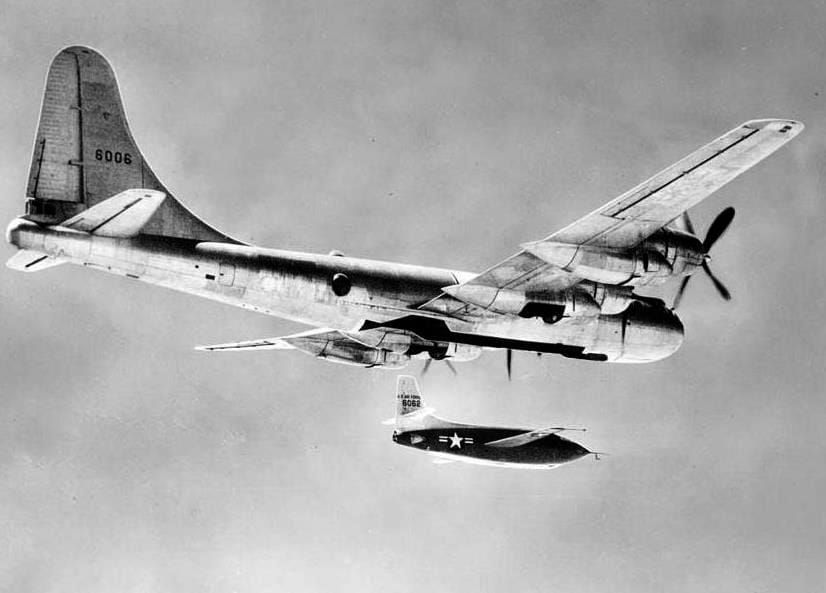 EdwardsAFB's tweet image. It's amazing to think that it's been 72 years since @GenChuckYeager broke the sound barrier at #EdwardsAirForceBase