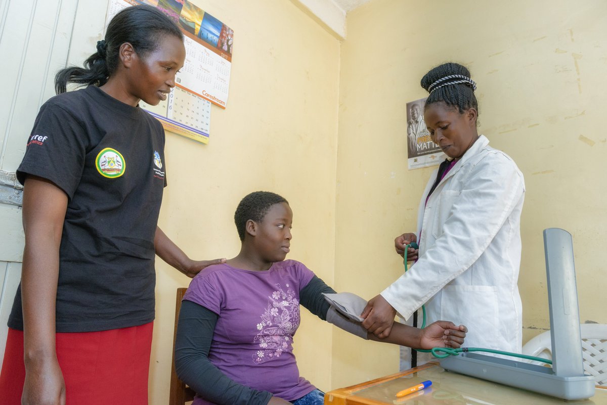 Amref_Kenya's tweet photo. CHWs contribute to:
โ๏ธEquitable access to health promotion,
โ๏ธDisease prevention, &
โ๏ธCurative services at community level; they increase demand for health services through referral and improve treatment adherence.
#GHPC19 #OptimizeCHWs
@HRH2030Program @COREGroupDC https://t.co/Sk9Sj4bmE7