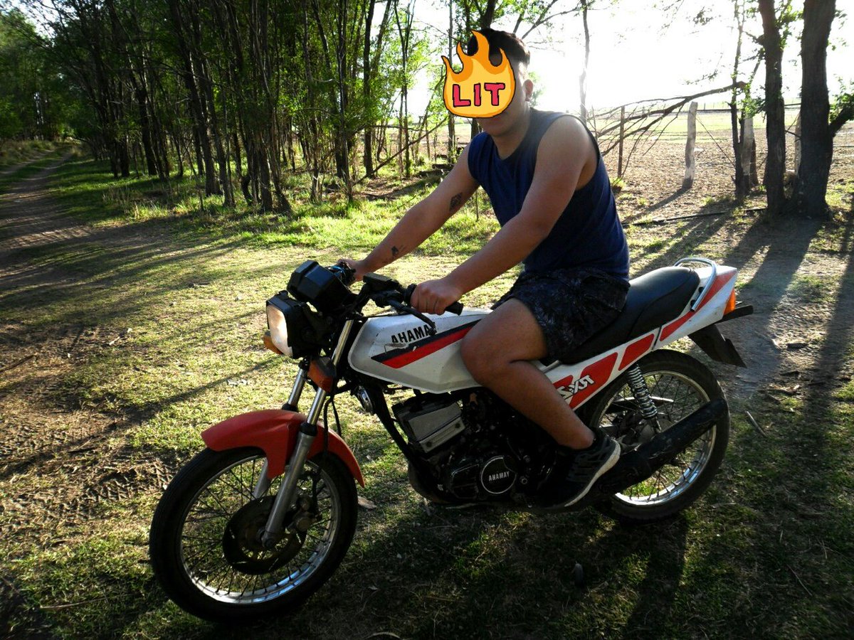 HeraldoOrtega2's tweet photo. #Yamaha
#Rxz135
#2TRacing https://t.co/ygy9aLZxJT