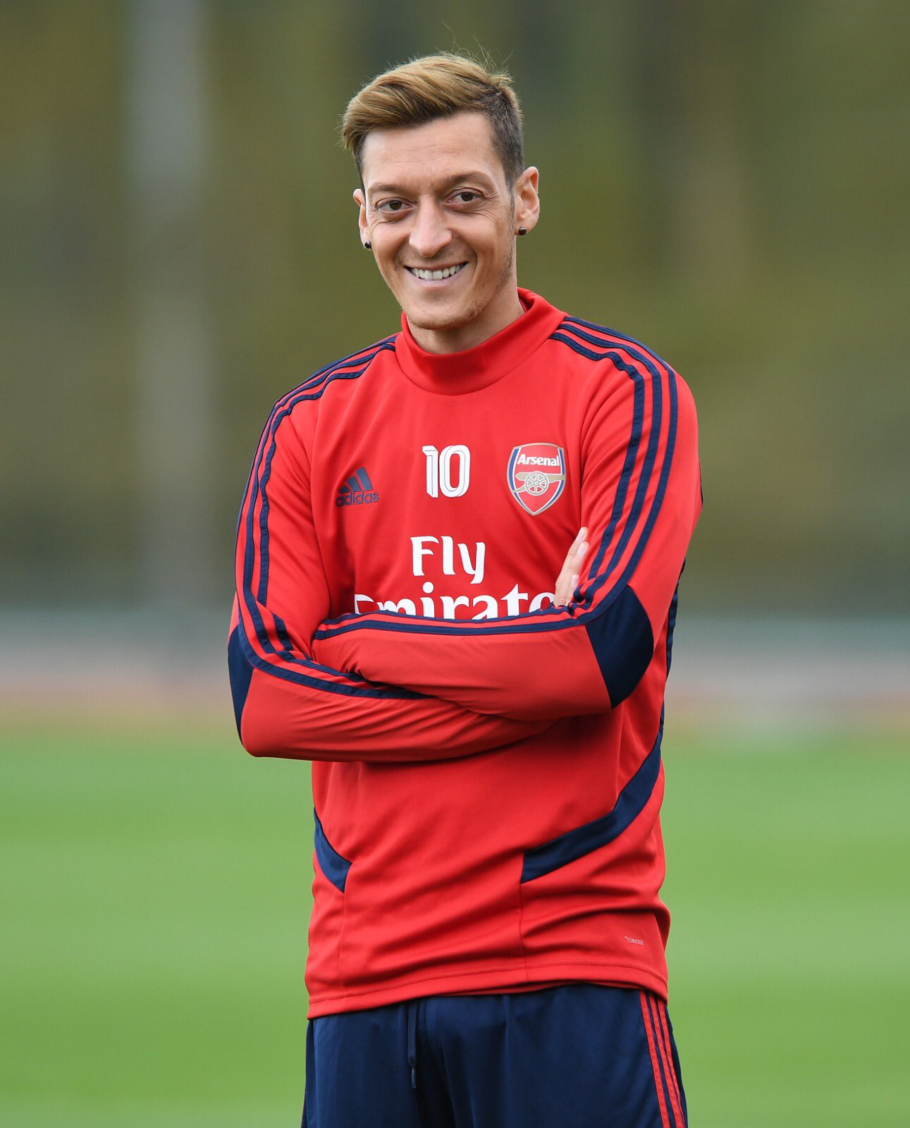 Happy Birthday Mesut Ozil. Have a blast King 