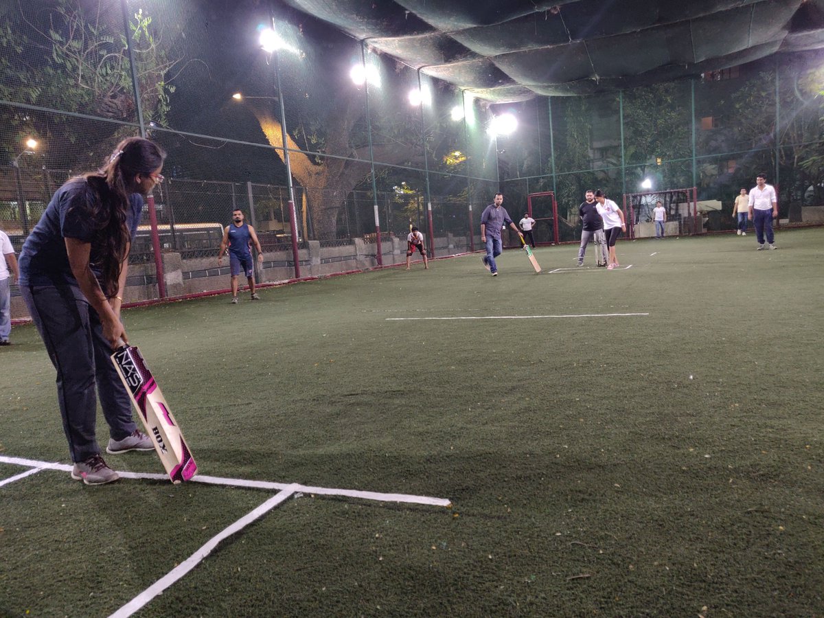 life_spaces's tweet photo. Game, set, match!
Mahindra Lifespaces’ cricket leagues strengthen trust and collaboration between associates, a great way for our teams to have fun! #LifeAtMLDL https://t.co/Irc6dT0zzv