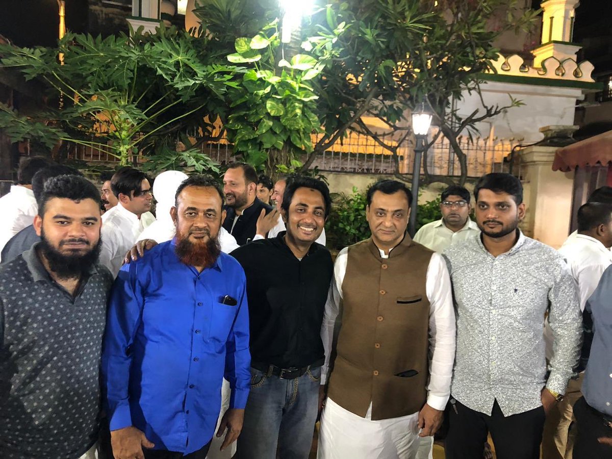 BawaMiya's tweet photo. Honorable Shri Ghayorul Hassan Rizvi Saheb, Chairman Minorities Comission India on Monday, 14th October 2019 at Mahim Dargah Campus dinner at sohail Khandwani House.@ZubairKhanBJP @wasimkhan0730 and @BawaMiya https://t.co/mzcM5T7599