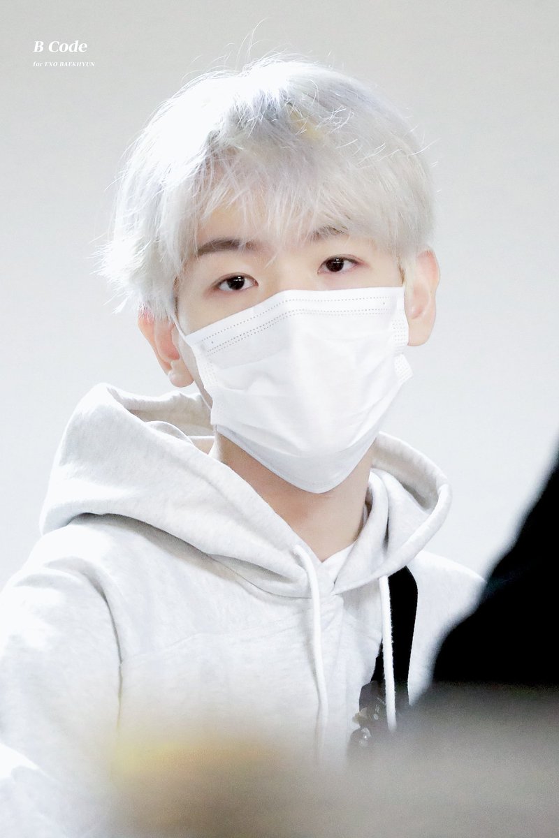 B_Code04's tweet image. 191013 FUK BAEKHYUN✨

귀엽구 멋있구 혼자 다 하기 *'ㅅ'*

#BAEKHYUN #백현 #邊伯賢 #ベッキョン #EXO 
@B_hundred_Hyun @weareoneEXO